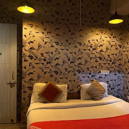 Mohan Villa Ню Делхи Екстериор снимка